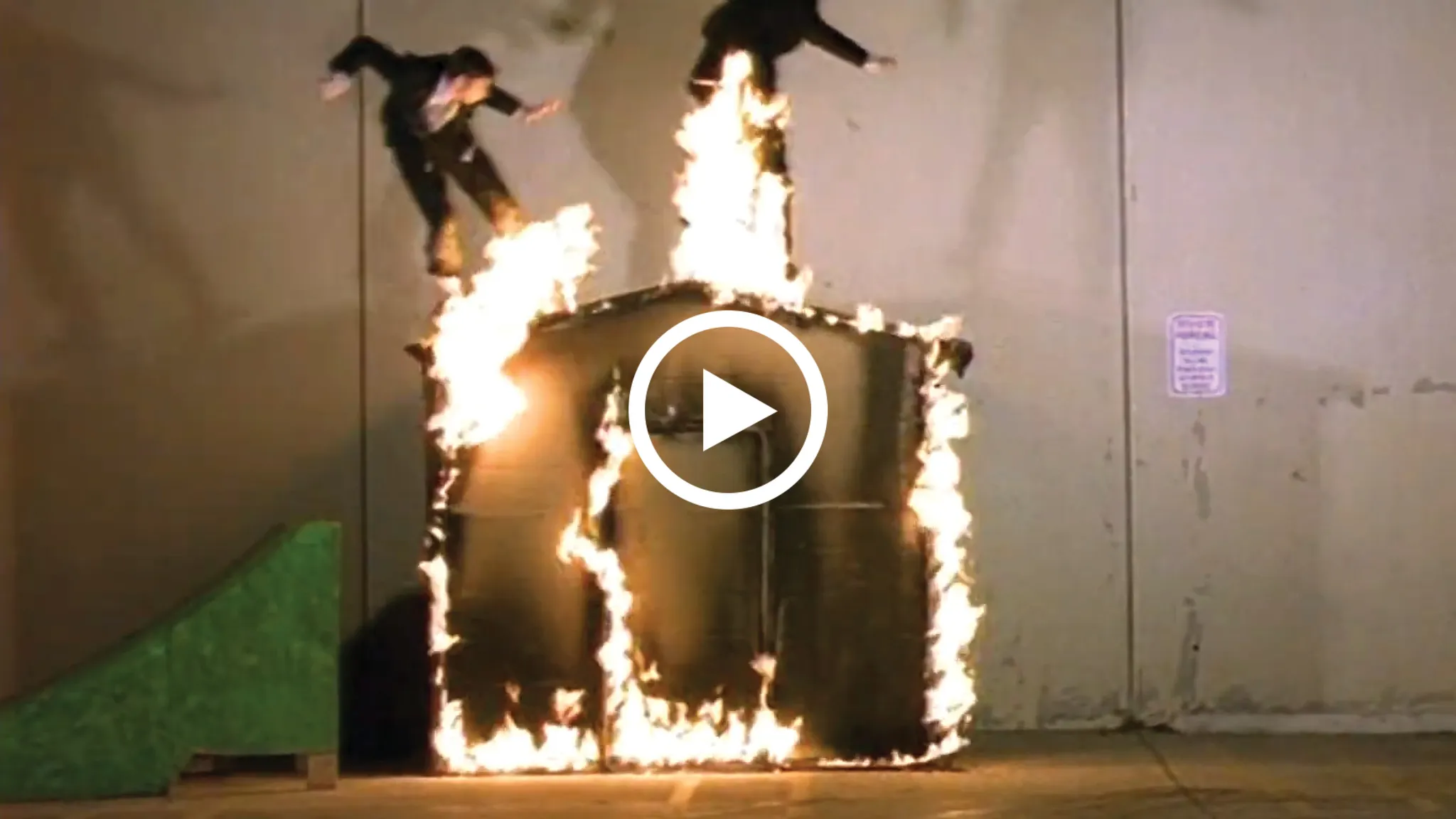 <I>The End</I>, dir. Jamie Mosberg, 2000